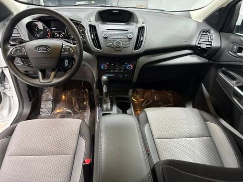Used 2017 Ford Escape SE AWD/4WD image 17