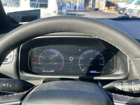 Used 2024 Jeep Wagoneer L Series II w/ Premium Group I image 24