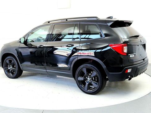 Used 2019 Honda Passport Elite image 4