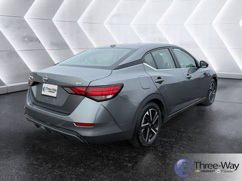 Used 2024 Nissan Sentra SV image 5