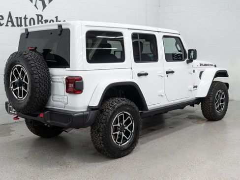 Used 2026 Jeep Wrangler Unlimited Rubicon w/ Safety Group AWD/4WD image 7