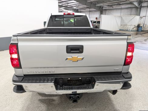 Used 2019 Chevrolet Silverado 3500 LTZ w/ Duramax Plus Package AWD/4WD image 4