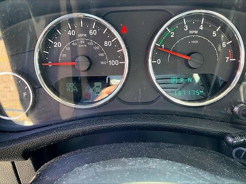 Used 2015 Jeep Wrangler Unlimited Sahara w/ Connectivity Group image 13