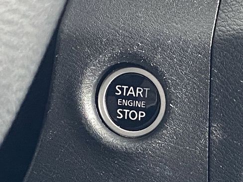 Certified 2023 Nissan Frontier SV RWD image 22
