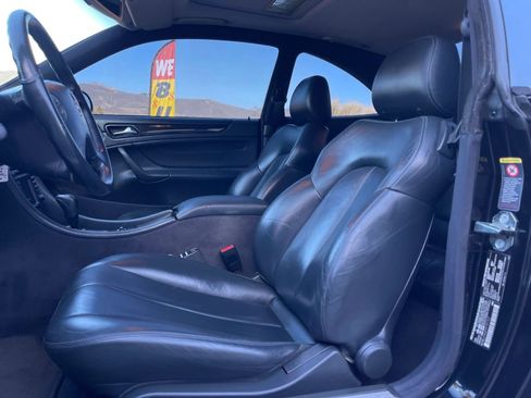 Used 2001 Mercedes-Benz CLK 55 AMG Coupe image 11