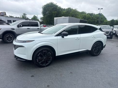 New 2026 Nissan Murano Platinum w/ Cargo Package AWD/4WD image 2