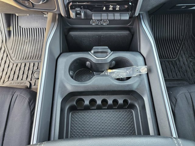Used 2025 RAM 1500 Big Horn AWD/4WD image 27