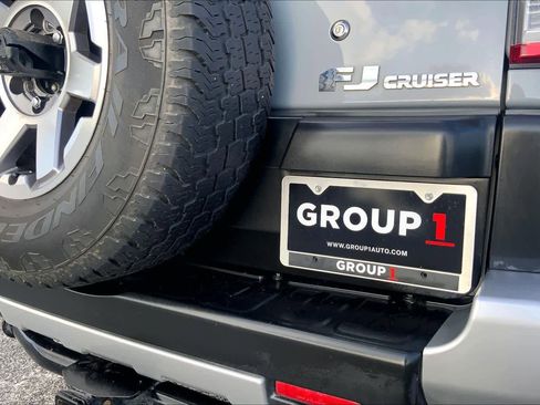 Used 2014 Toyota FJ Cruiser 4WD w/ Convenience Package image 10