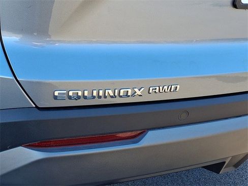 New 2026 Chevrolet Equinox LT w/ Convenience Package II image 17