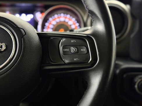 Used 2019 Jeep Wrangler Unlimited Sport S image 19