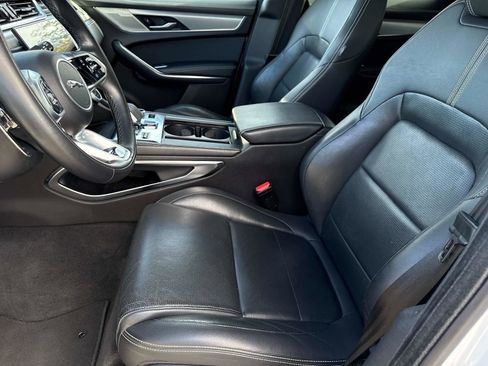 Used 2024 Jaguar F-PACE R-Dynamic S image 23