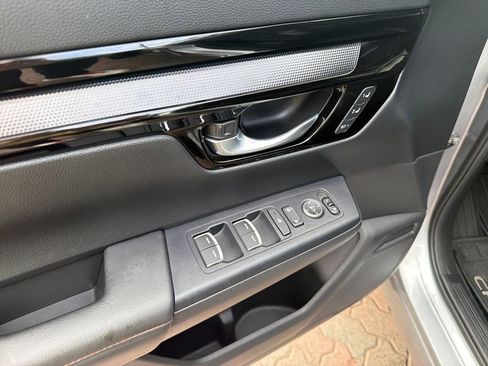 Used 2024 Honda CR-V Sport Touring image 9