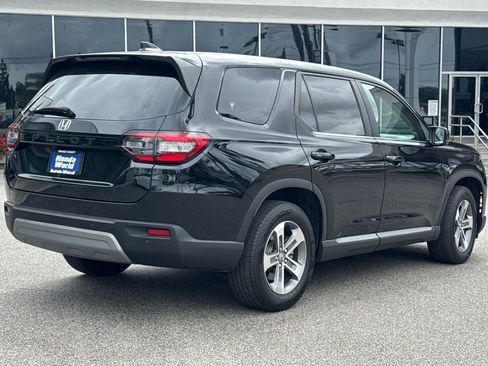 Used 2024 Honda Pilot EX-L image 5