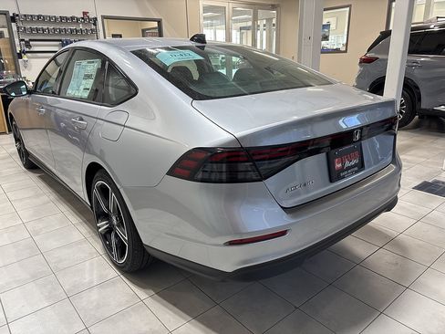 New 2026 Honda Accord SE image 2