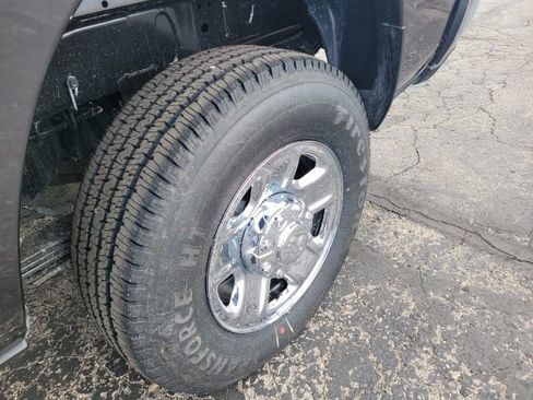 New 2024 RAM 3500 Tradesman w/ Chrome Appearance Group image 26