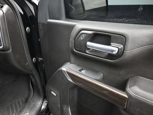 Used 2022 Chevrolet Silverado 1500 LT Trail Boss w/ Convenience Package II AWD/4WD image 23