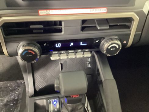 Used 2026 Toyota Tacoma TRD Sport AWD/4WD image 22