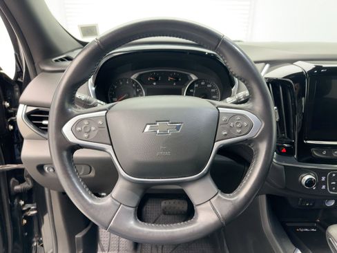 Certified 2022 Chevrolet Traverse LT w/ Midnight/Sport Edition image 17