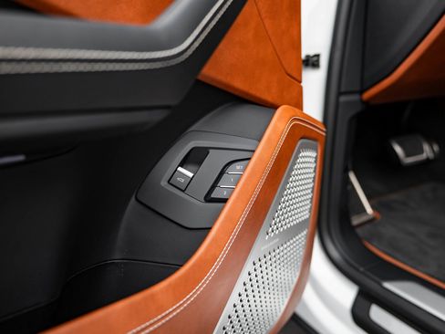 Used 2024 Lamborghini Urus S image 26