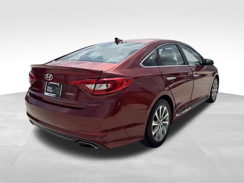 Used 2016 Hyundai Sonata Sport w/ Option Group 1V FWD image 5