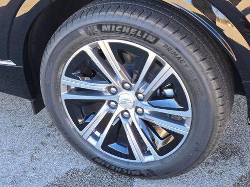 New 2026 Cadillac Lyriq Premium Luxury image 18