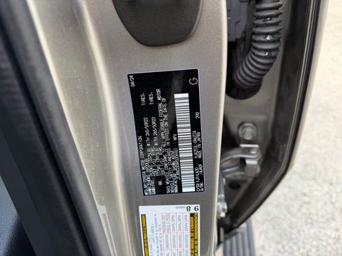 Used 2024 Lexus GX 550 w/ Cold Area Package image 15