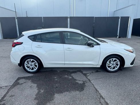 Certified 2024 Subaru Impreza 2.0i AWD/4WD image 2