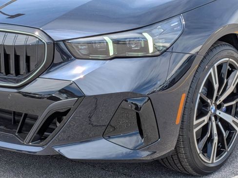 New 2026 BMW 530i w/ M Sport Package RWD image 9