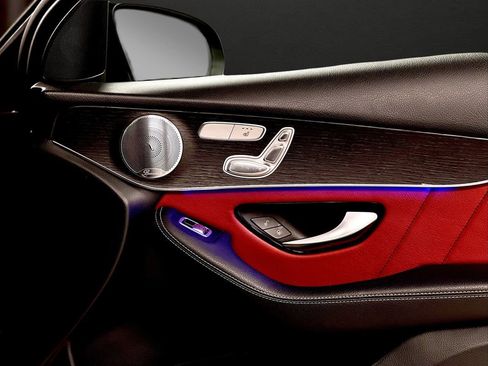 Used 2020 Mercedes-Benz GLC 300 4MATIC image 59