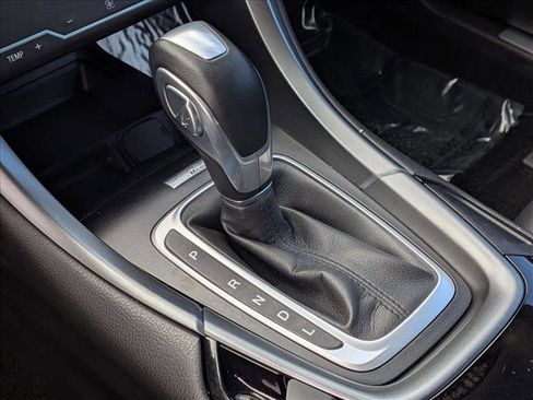 Used 2014 Ford Fusion Titanium image 12