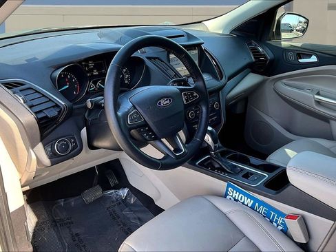 Used 2018 Ford Escape SEL image 19