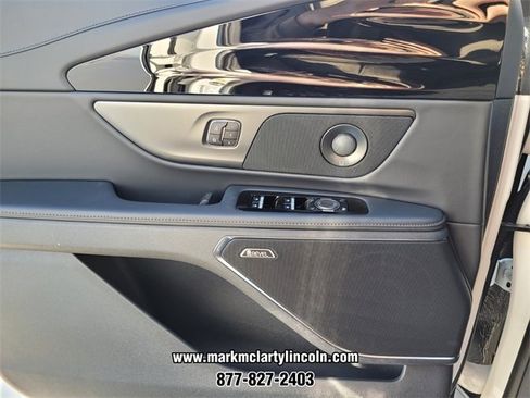 New 2026 Lincoln Nautilus Reserve image 21