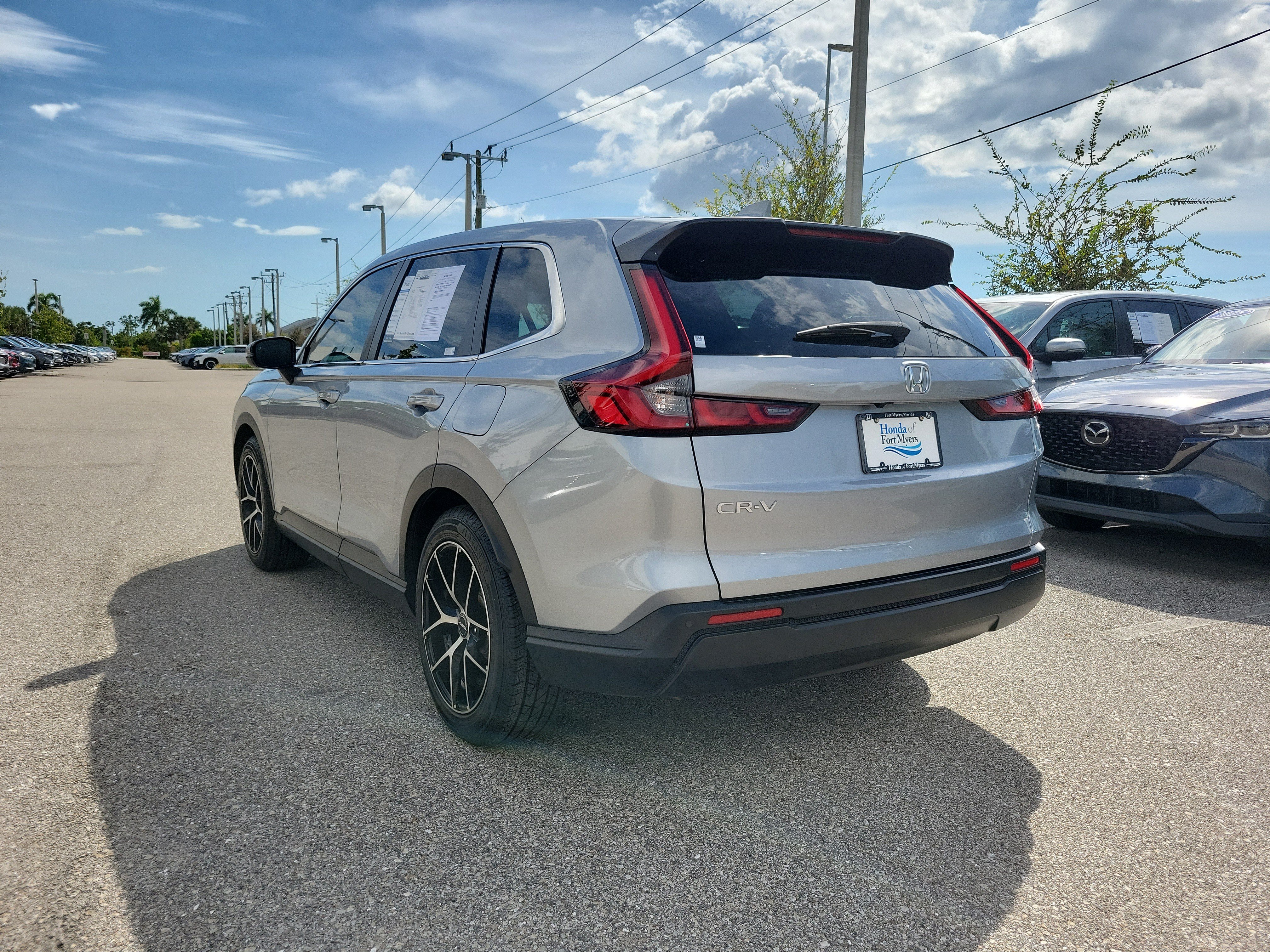 Used 2024 Honda CR-V EX-L image 4