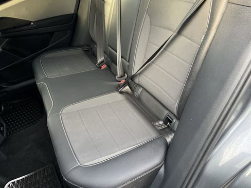 Used 2022 Volkswagen Taos SE w/ IQ.Drive SE Package image 13