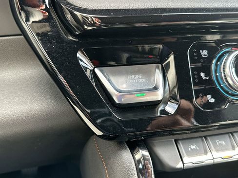 Certified 2024 GMC Sierra 1500 AT4 w/ Technology Package image 50