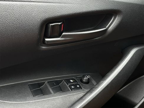 Used 2024 Toyota Corolla LE image 20