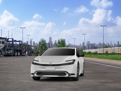 New 2026 Toyota Prius XLE FWD image 3