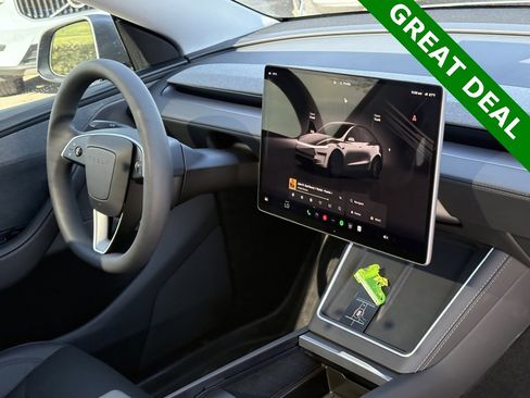 Used 2026 Tesla Model Y Long Range image 38