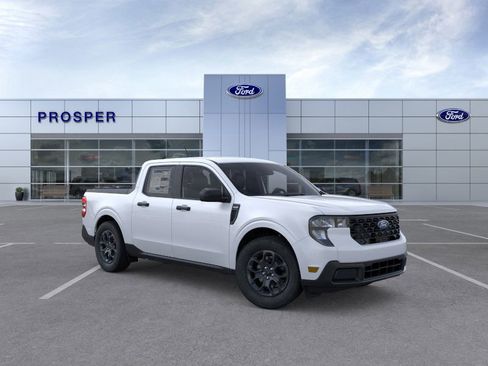 New 2025 Ford Maverick XLT image 7