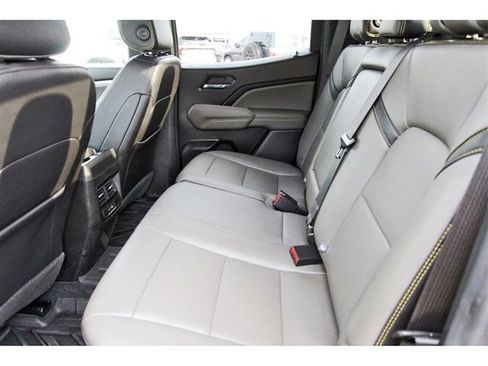 Used 2023 Chevrolet Colorado ZR2 w/ ZR2 Convenience Package III image 12