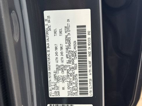 Certified 2025 Toyota Tacoma SR5 image 29