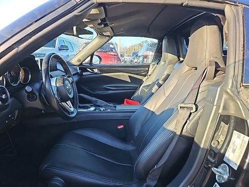 Used 2024 MAZDA MX-5 Miata RF Grand Touring image 14