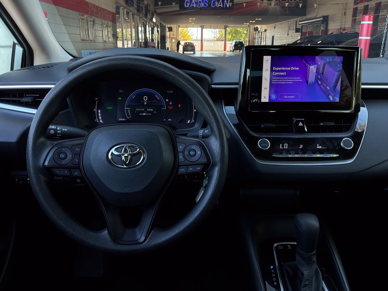Used 2026 Toyota Corolla LE FWD image 15
