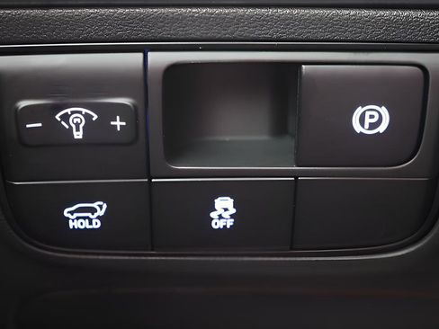 New 2025 Hyundai Tucson Limited FWD image 18