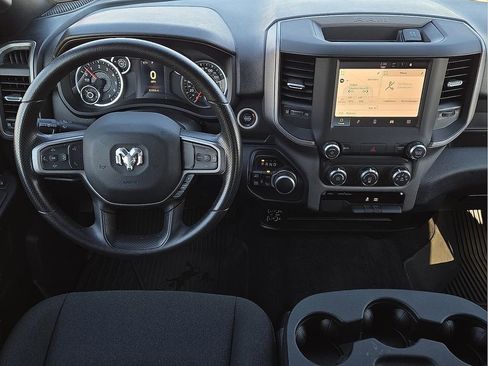 Used 2024 RAM 2500 Tradesman w/ Chrome Appearance Group image 10