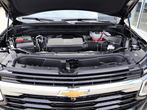 New 2026 Chevrolet Suburban LS image 44