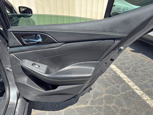 Used 2019 Nissan Maxima 3.5 SV w/ Floor Mat Group FWD image 39
