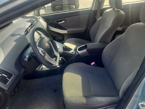 Used 2012 Toyota Prius Two image 11
