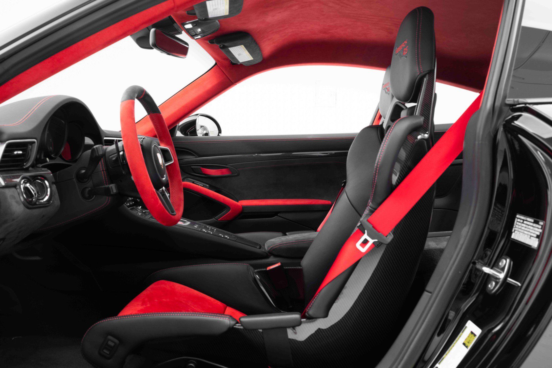 Used 2018 Porsche 911 GT2 RS RWD image 13