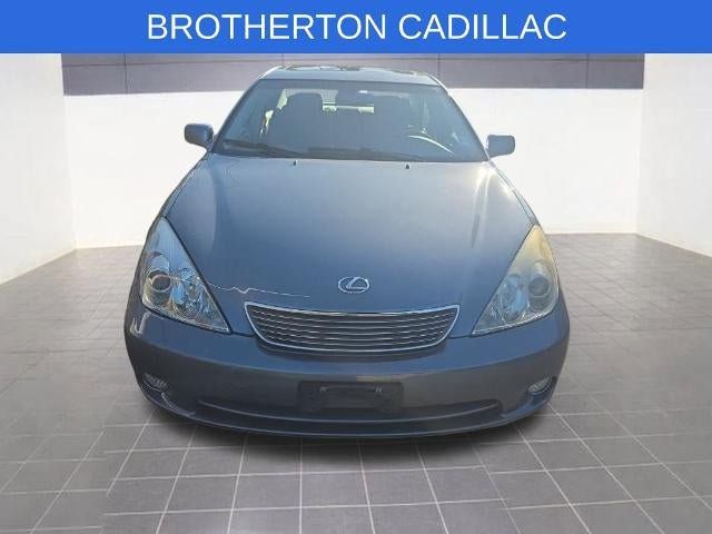 Used 2005 Lexus ES 330 w/ DVD Navigation System Pkg FWD image 2